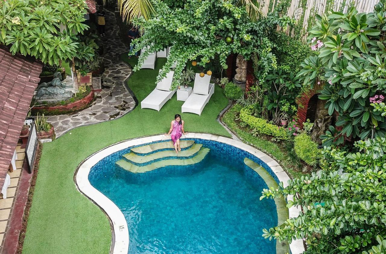 Sendok Hotel Mangsit Buitenkant foto