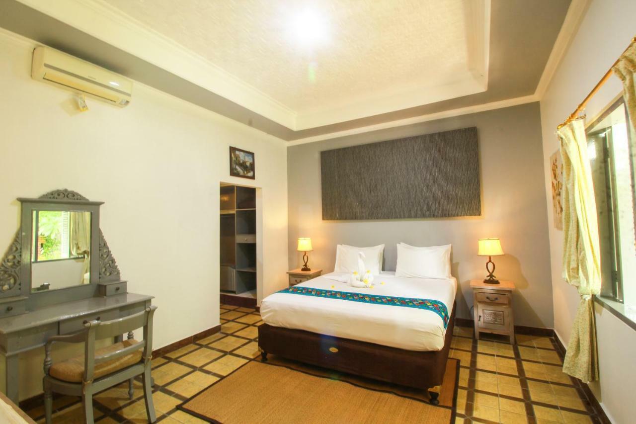 Sendok Hotel Mangsit Buitenkant foto