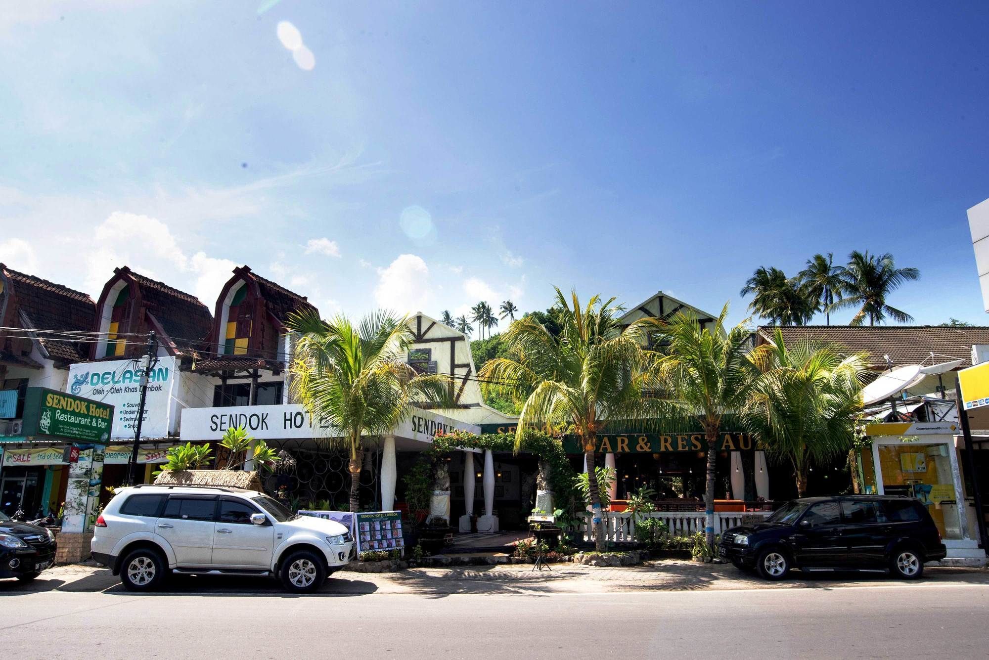 Sendok Hotel Mangsit Buitenkant foto